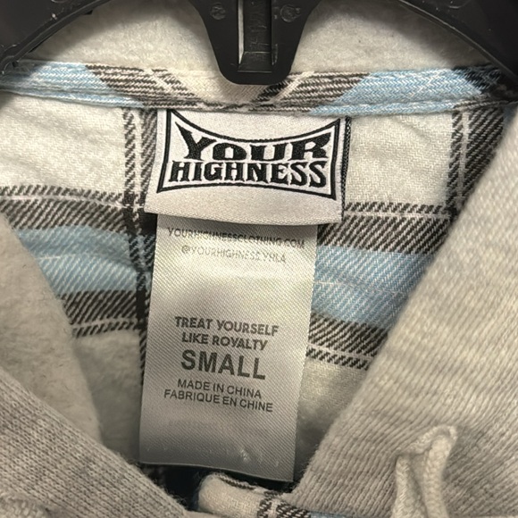 Zumiez -Your Highness Butterfly Sativa Blue Hooded Women’s Flannel Shirt - Picture 3 of 4